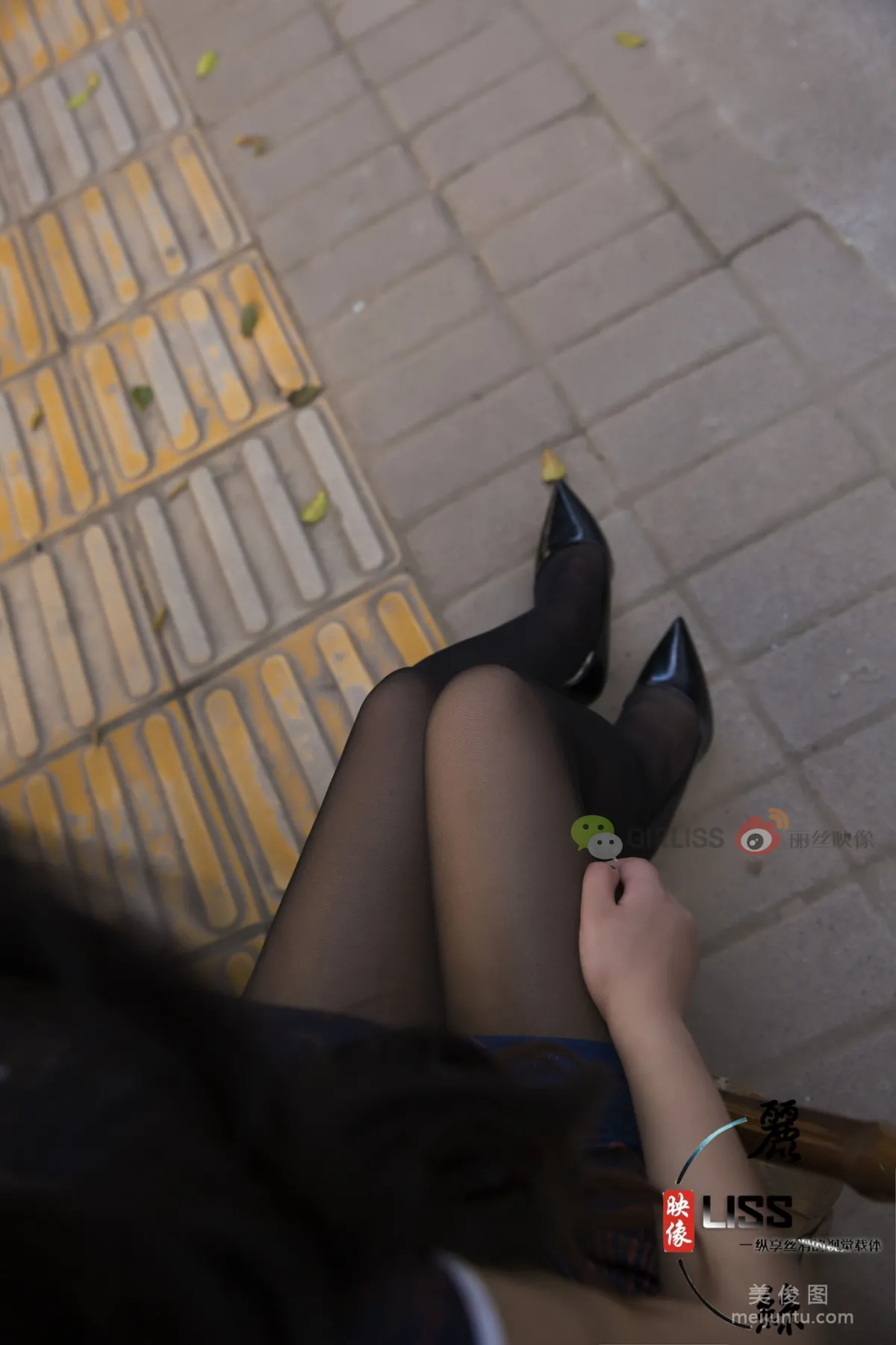 [丽丝映像GIRLISS] 琴子 《街巷黑丝旗袍》 写真集10