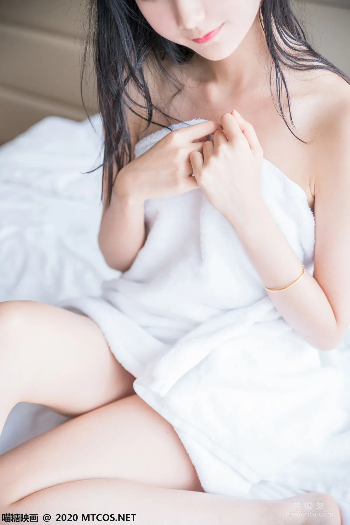 [喵糖映画] VOL.174 《 纯白浴巾》 写真集57