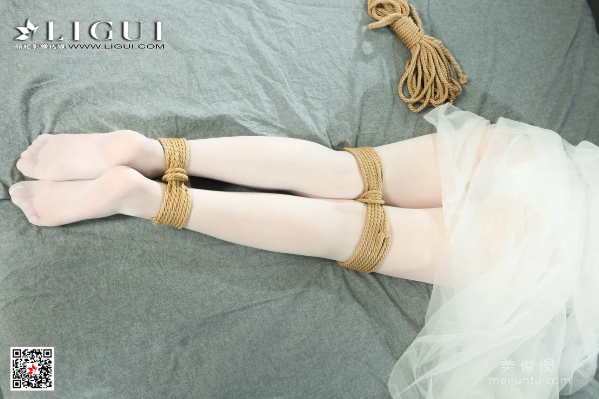 [丽柜Ligui] Model 天天 《蕾丝婚纱美束》 写真集28
