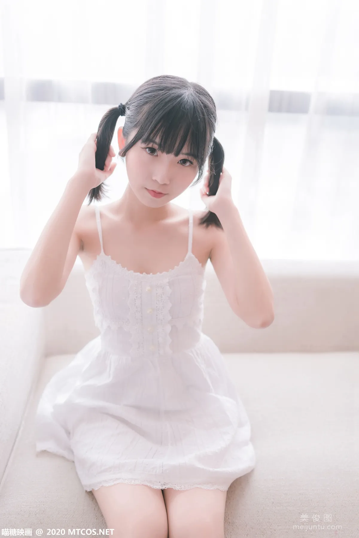 [喵糖映画] VOL.177 《白裙少女》 写真集46