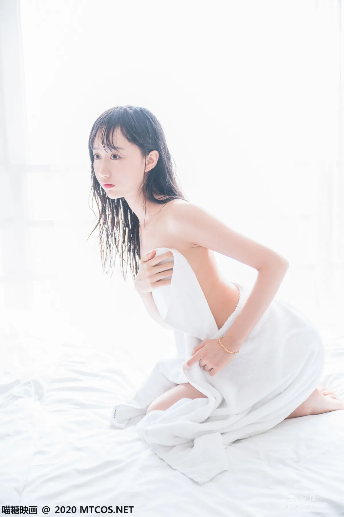 [喵糖映画] VOL.174 《 纯白浴巾》 写真集40