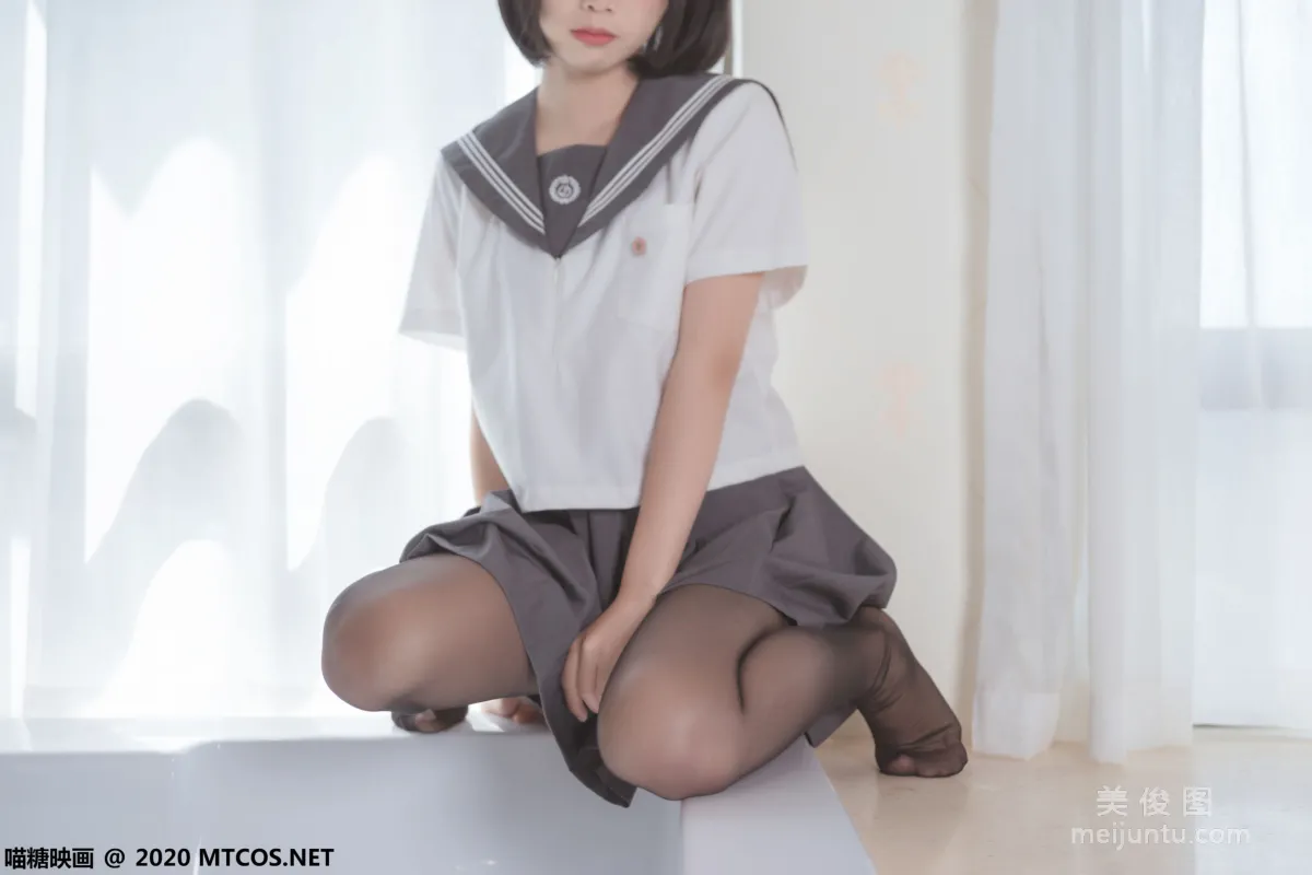 [喵糖映畫] JKL.017 《黑絲JK制服》 寫真集 9