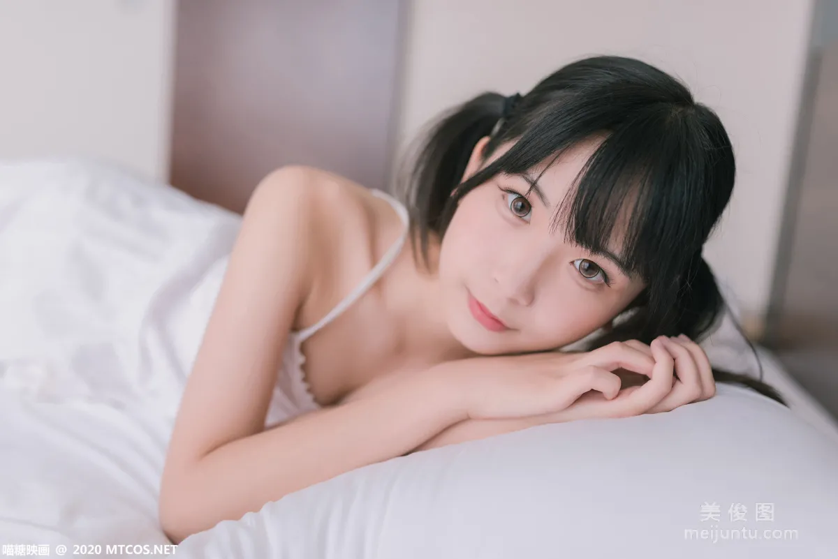 [喵糖映畫] VOL.177 《白裙少女》 寫真集 1