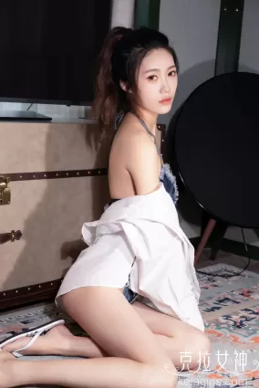 [克拉女神Kelagirls]  西景 《情迷人字拖》 寫真集