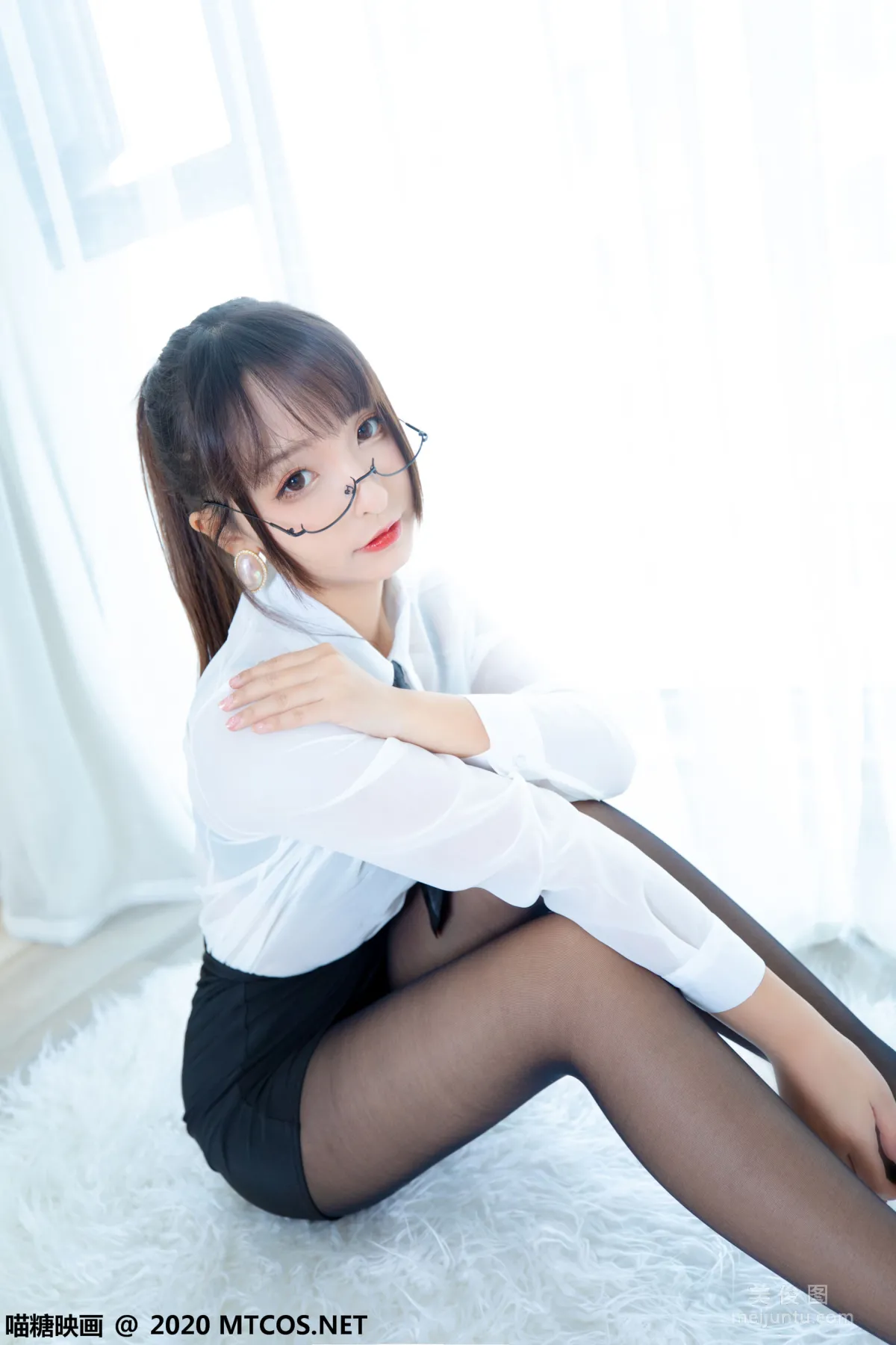 [喵糖映畫] VOL.202 《OL制服裙》 寫真集 2