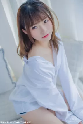 [喵糖映畫] VOL.209 《男友的白襯衫》 寫真集