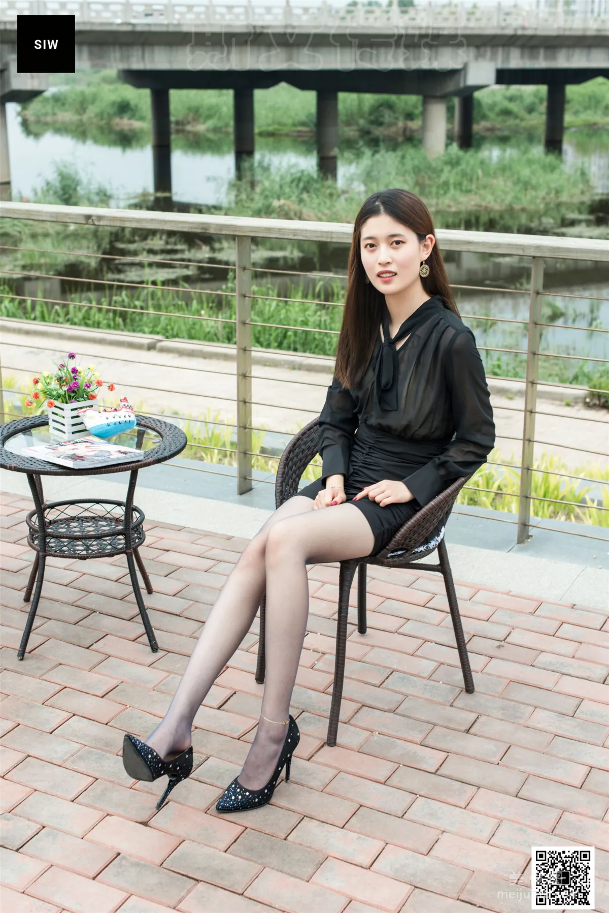 [斯文傳媒SIW] 甄珍 《江邊女郎》 寫真集 19