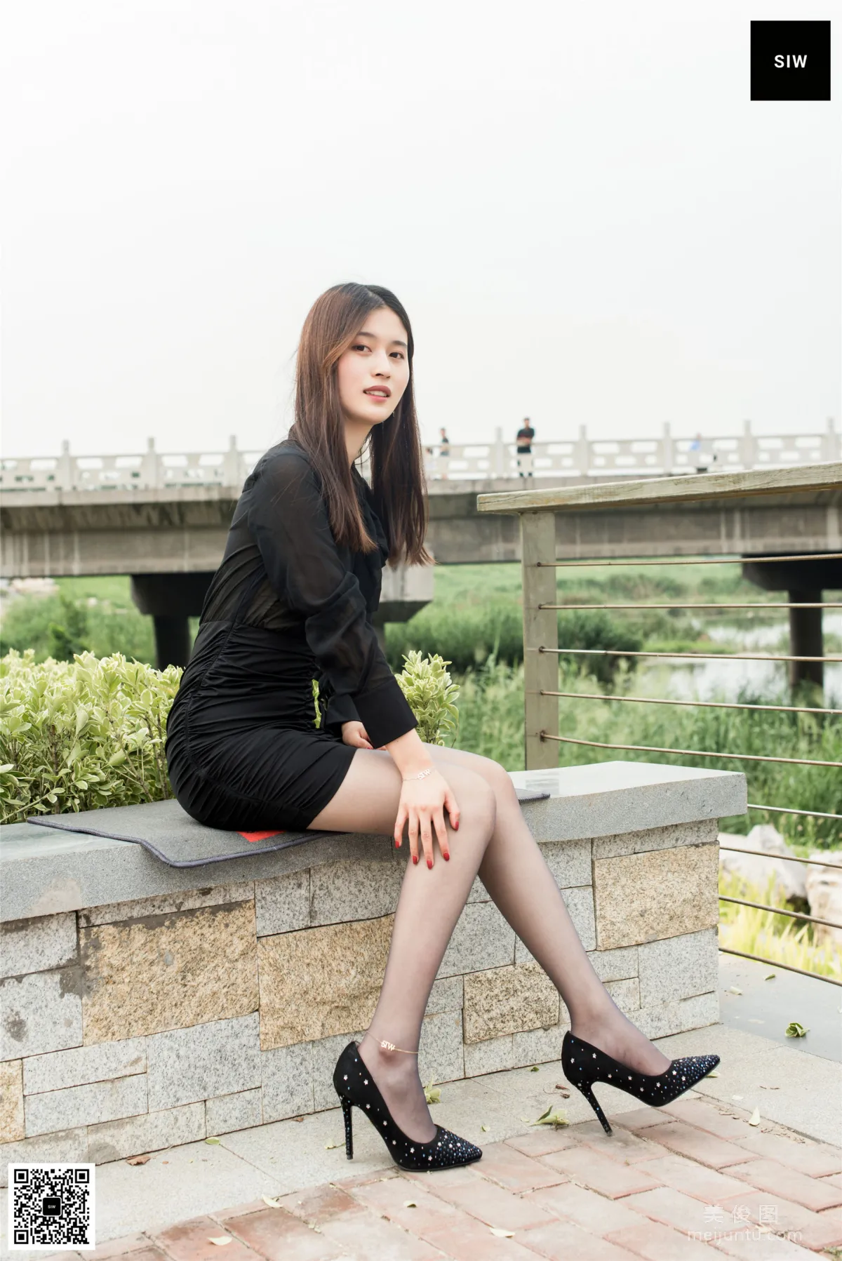 [斯文傳媒SIW] 甄珍 《江邊女郎》 寫真集 37