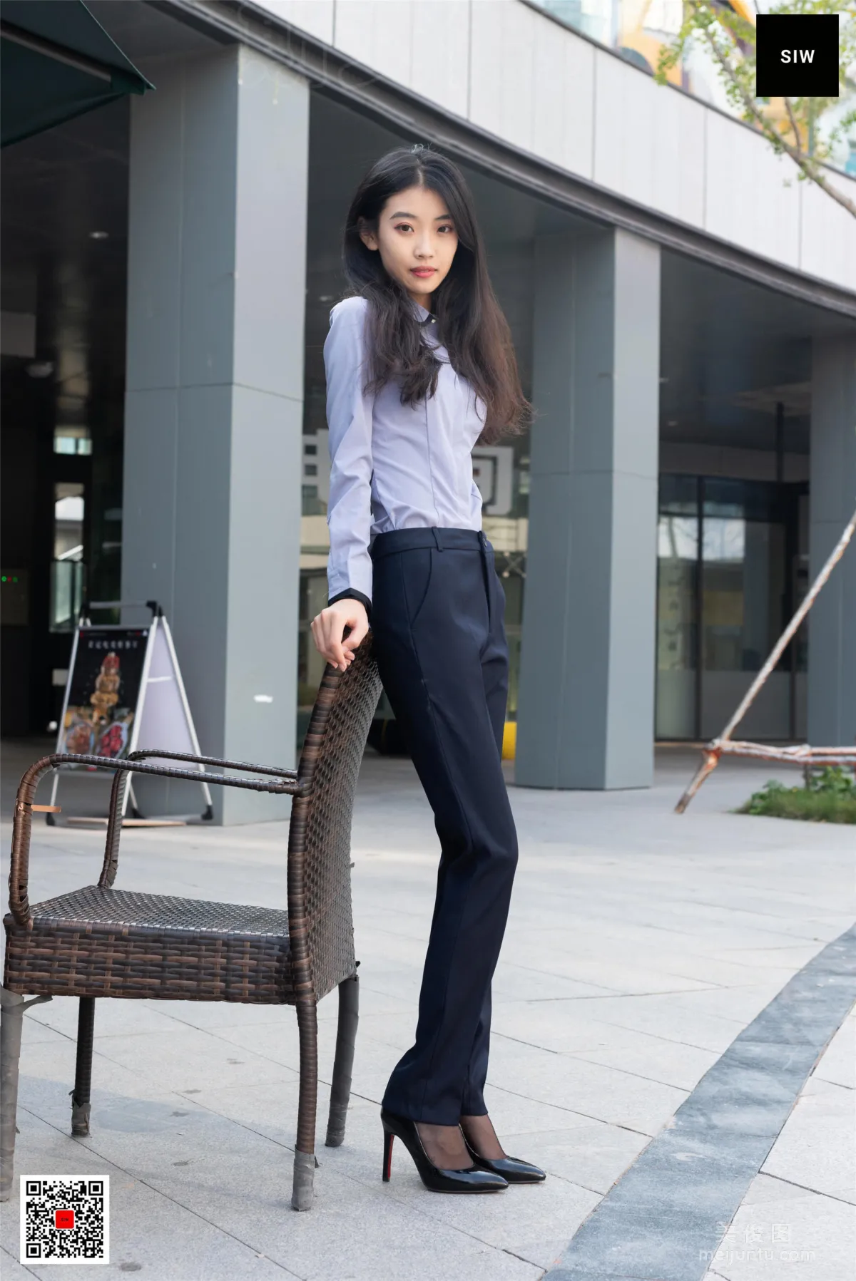 Rong Er: SIW photo 7