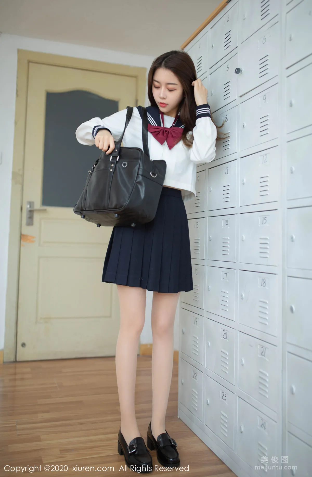 [XiuRen] No.2230 Xia Shiwen Sally, Campus Encounter, Photo Set photo 1