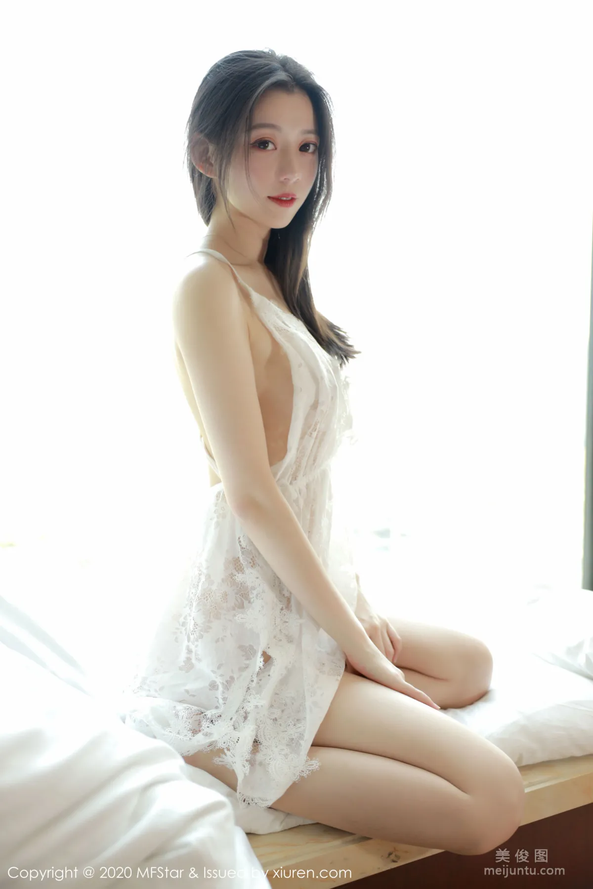 Yan Mo: MFStar Vol. 315 photo 24