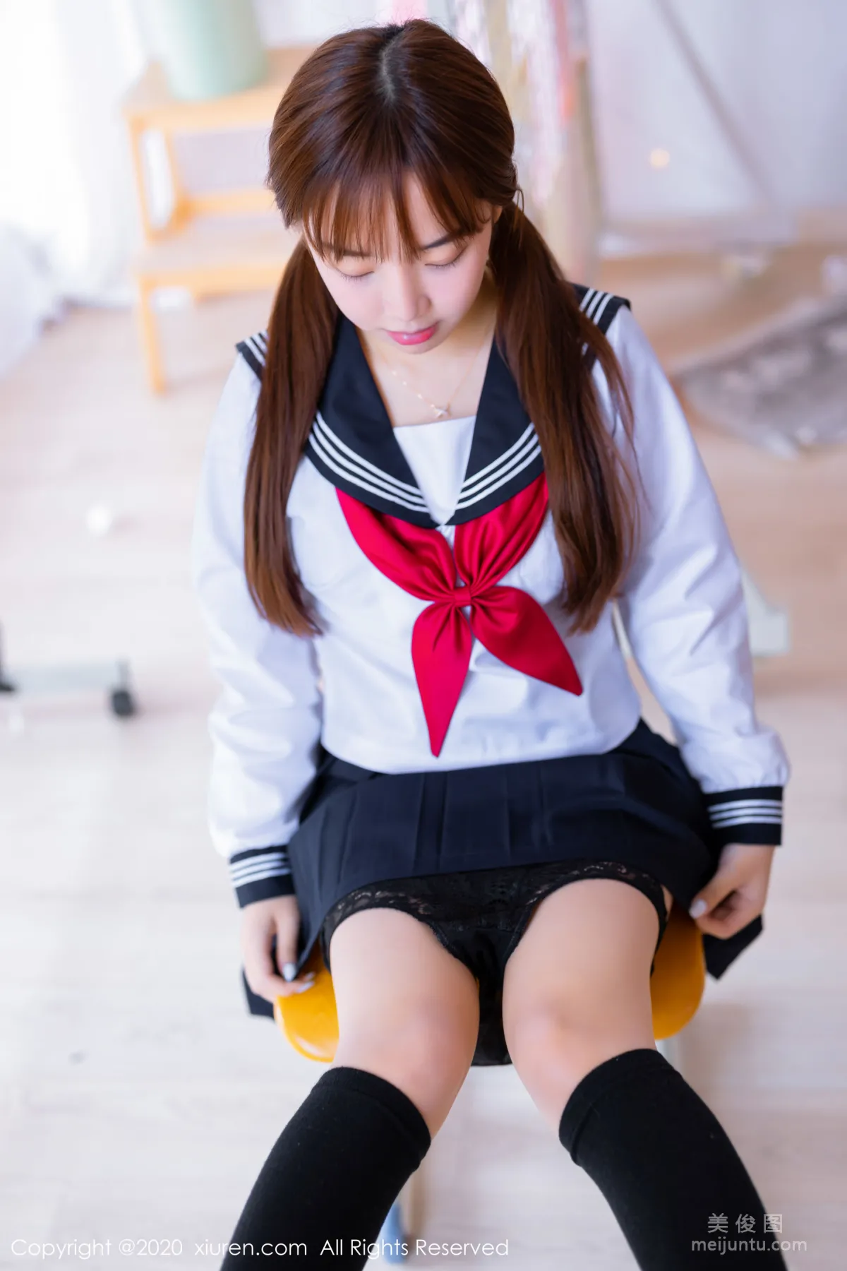 [秀人XiuRen] No.2196 團團子_una 《童顔巨乳JK制服》 寫真集 59