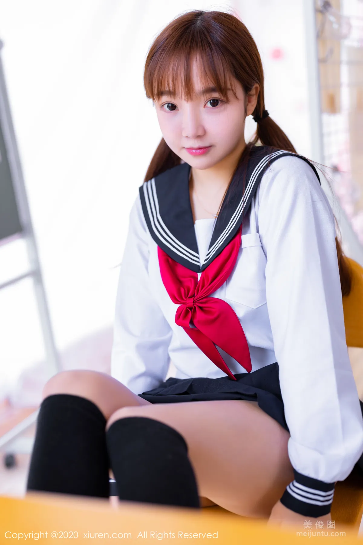 [秀人XiuRen] No.2196 團團子_una 《童顔巨乳JK制服》 寫真集 4