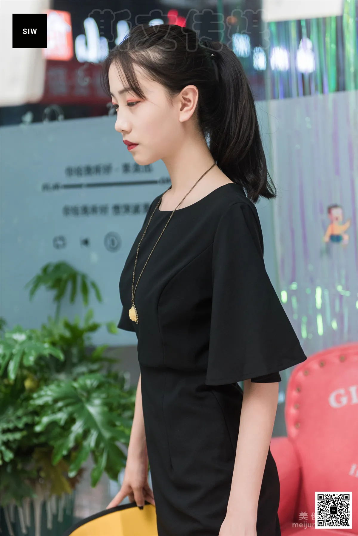 [斯文传媒SIW] 雯静 《初入职场》 写真集60