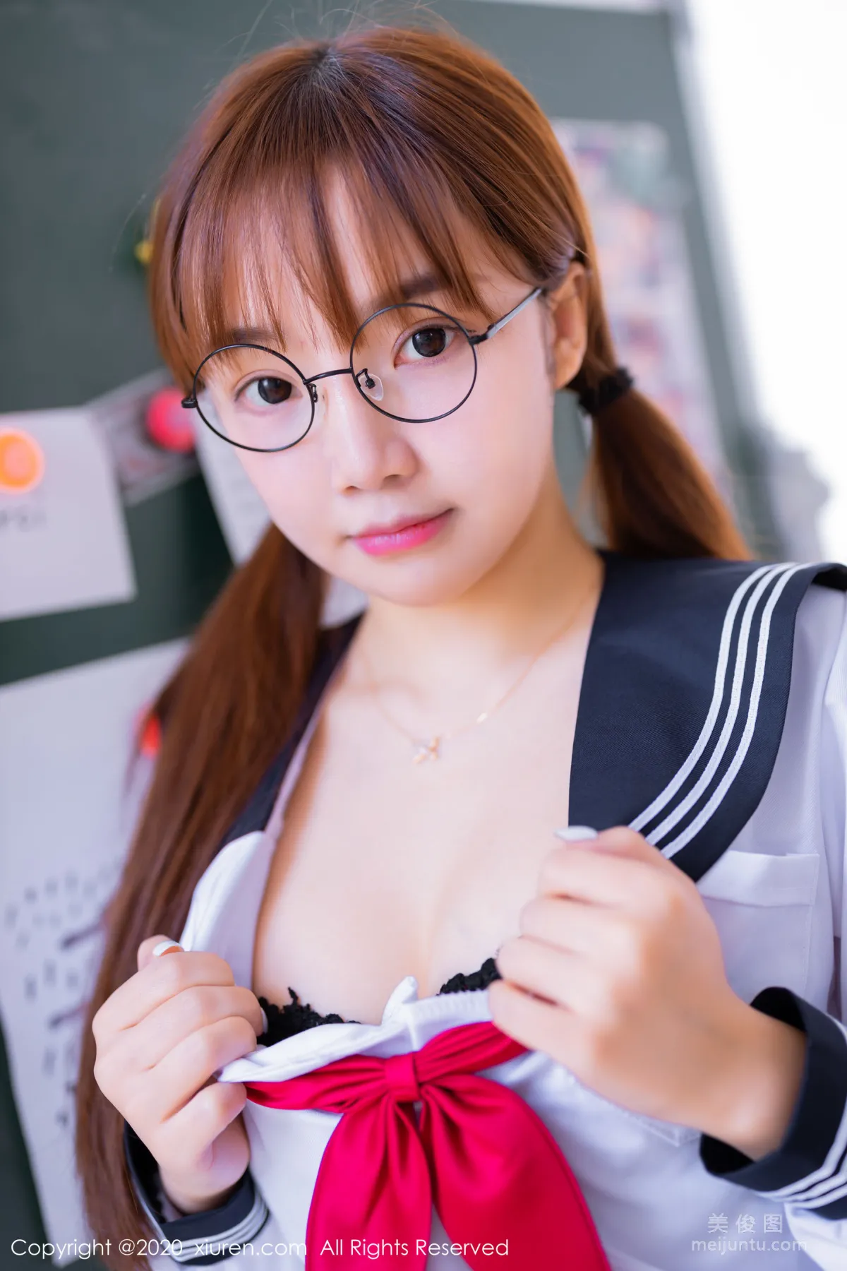 [秀人XiuRen] No.2196 團團子_una 《童顔巨乳JK制服》 寫真集 13