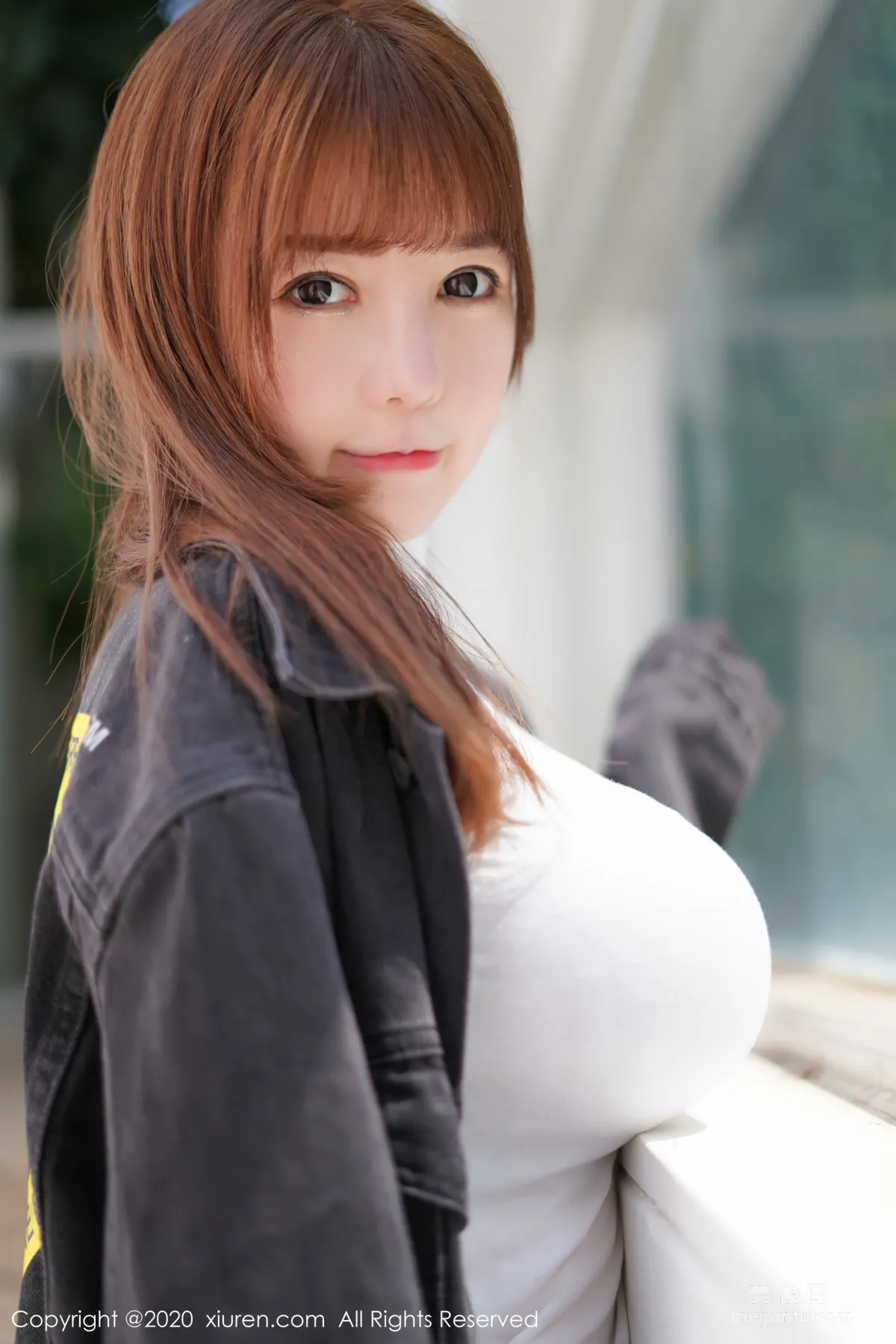 [XiuRen] No.2147 UU Jiang 《Black Coat Series》 Photo Set photo 16
