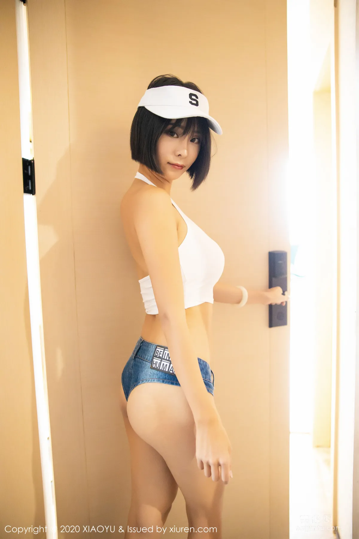 [XIAOYU] Vol.302 Lan Xia Akasha The Coolness of Leather Jacket and Jeans Photo Set photo 56