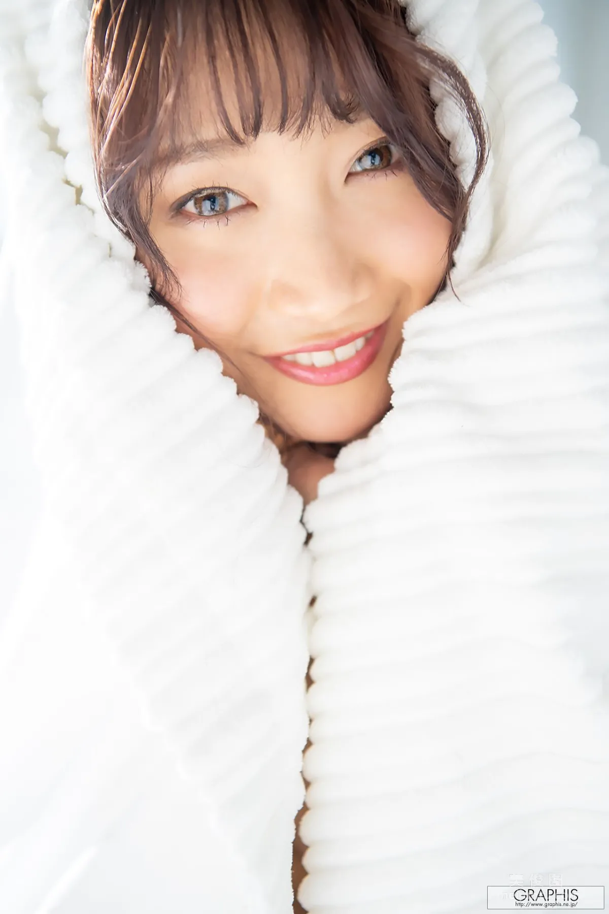 Anna Kami: Graphis Angel Smile photo 67