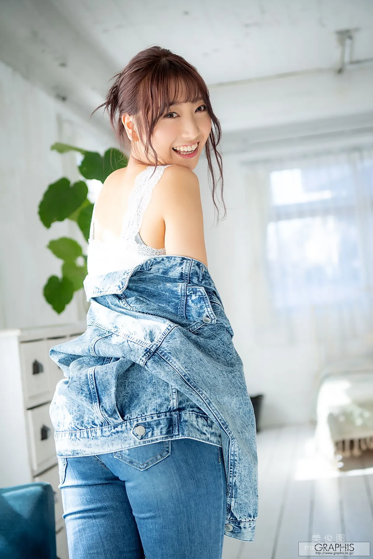 Anna Kami: Graphis Angel Smile photo 29