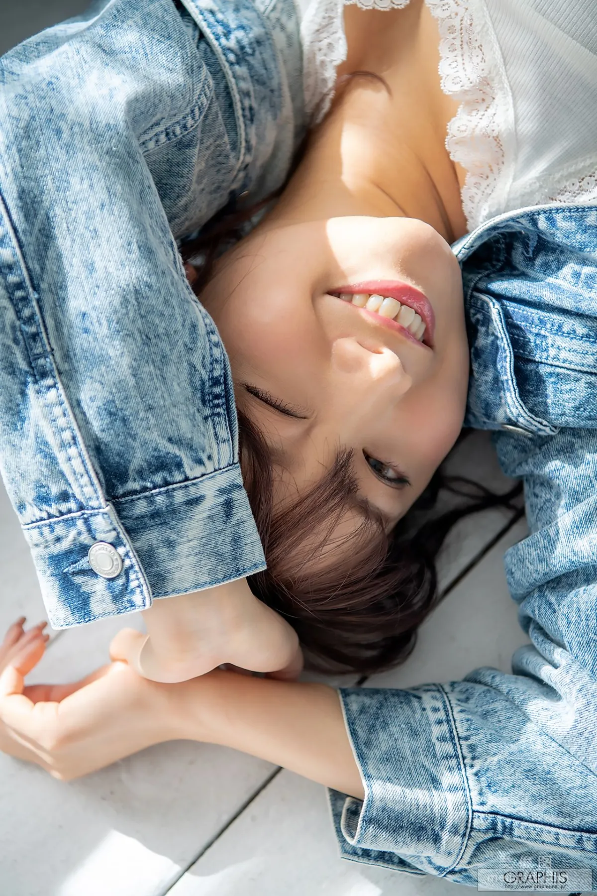 Anna Kami: Graphis Angel Smile photo 34