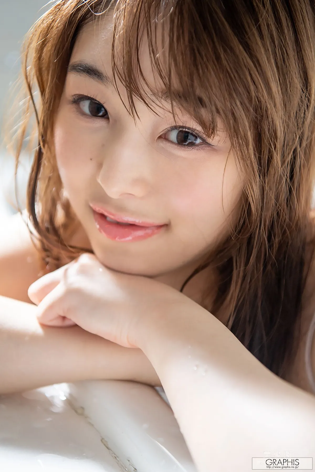 Ruru Amakuni: Graphis photo 8