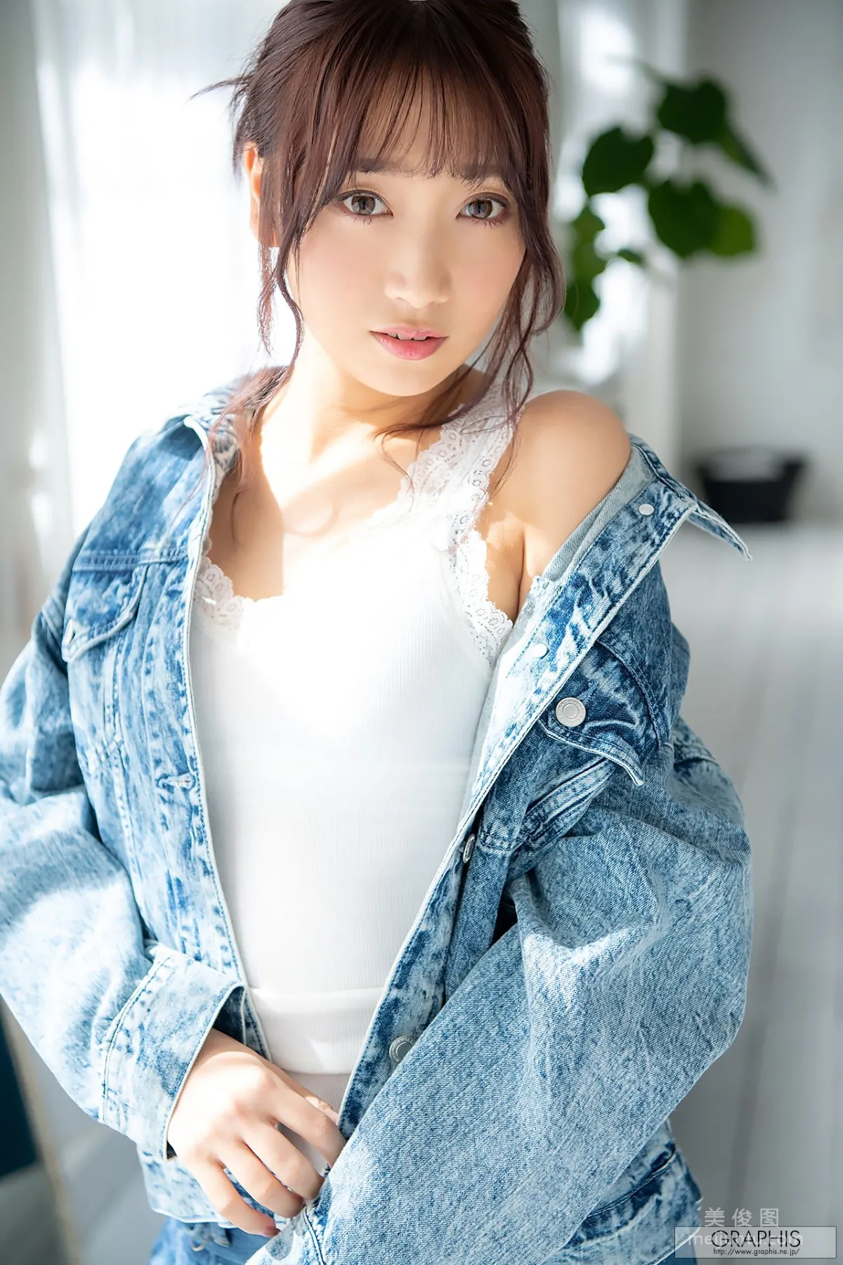 Anna Kami: Graphis Angel Smile photo 28