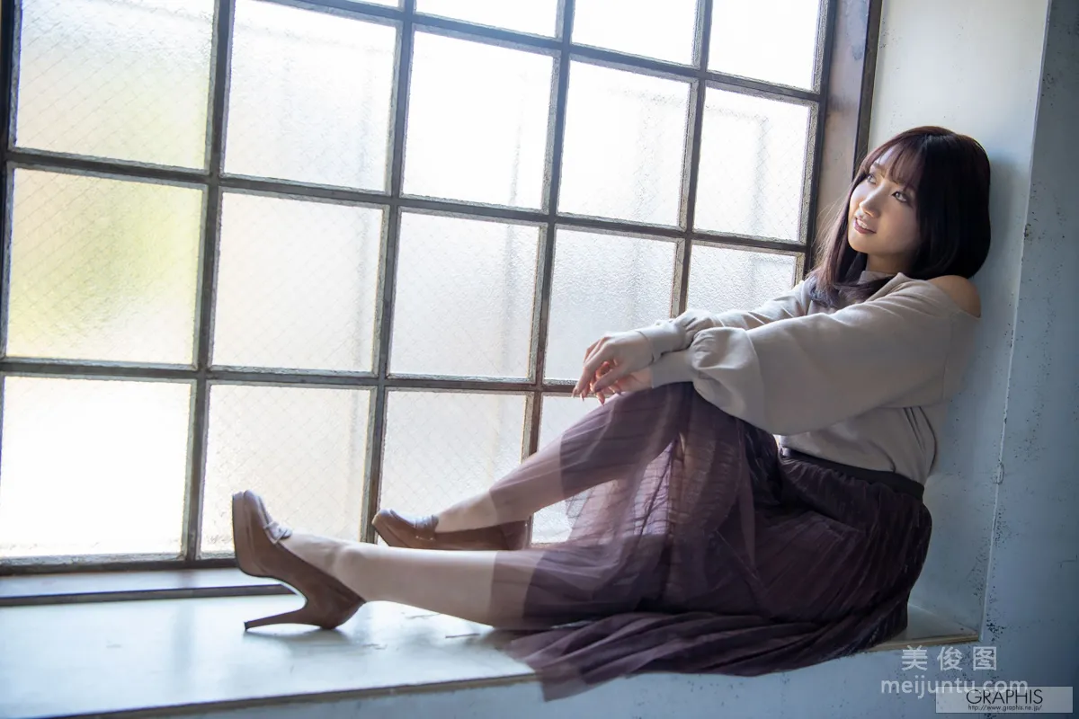 Anna Kami: Graphis Angel Smile photo 3