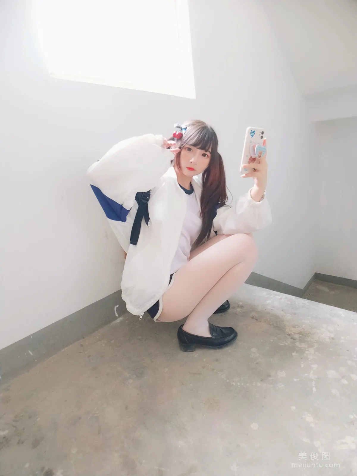 2D Beauty Guchuan kagura, White Stockings Gymnastics Uniform Photo Set photo 4