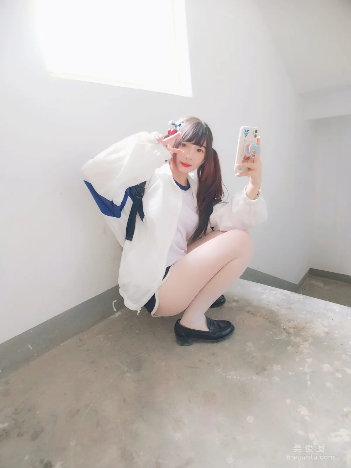 2D Beauty Guchuan kagura, White Stockings Gymnastics Uniform Photo Set photo 3
