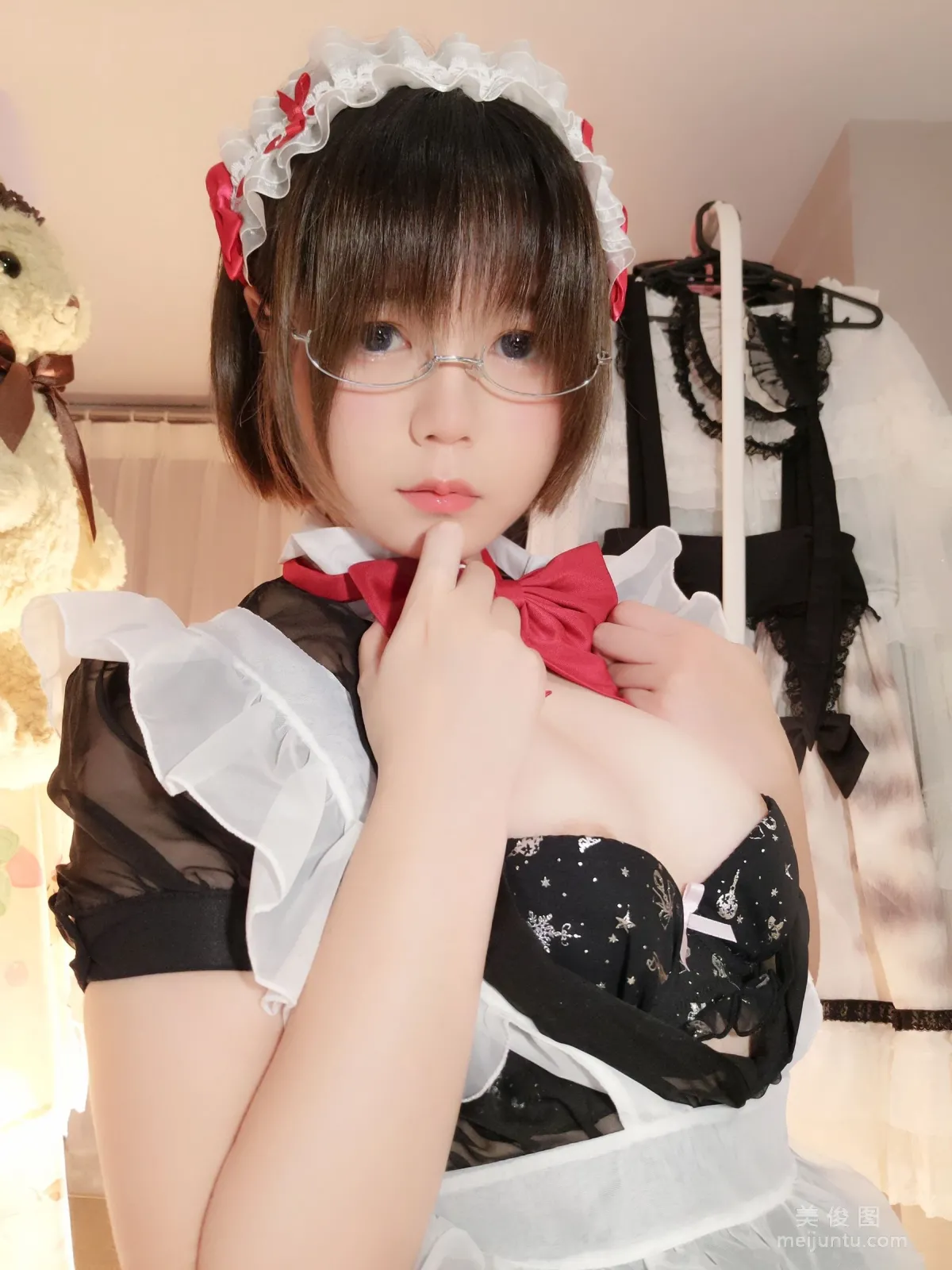 COSERきょう肉肉 Vol.25 《性感女仆》 寫真集 4
