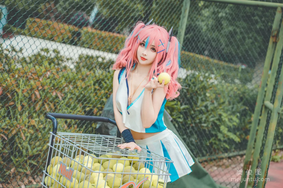 COS Feature Liang Liangzi Bremerton Photo Set photo 10