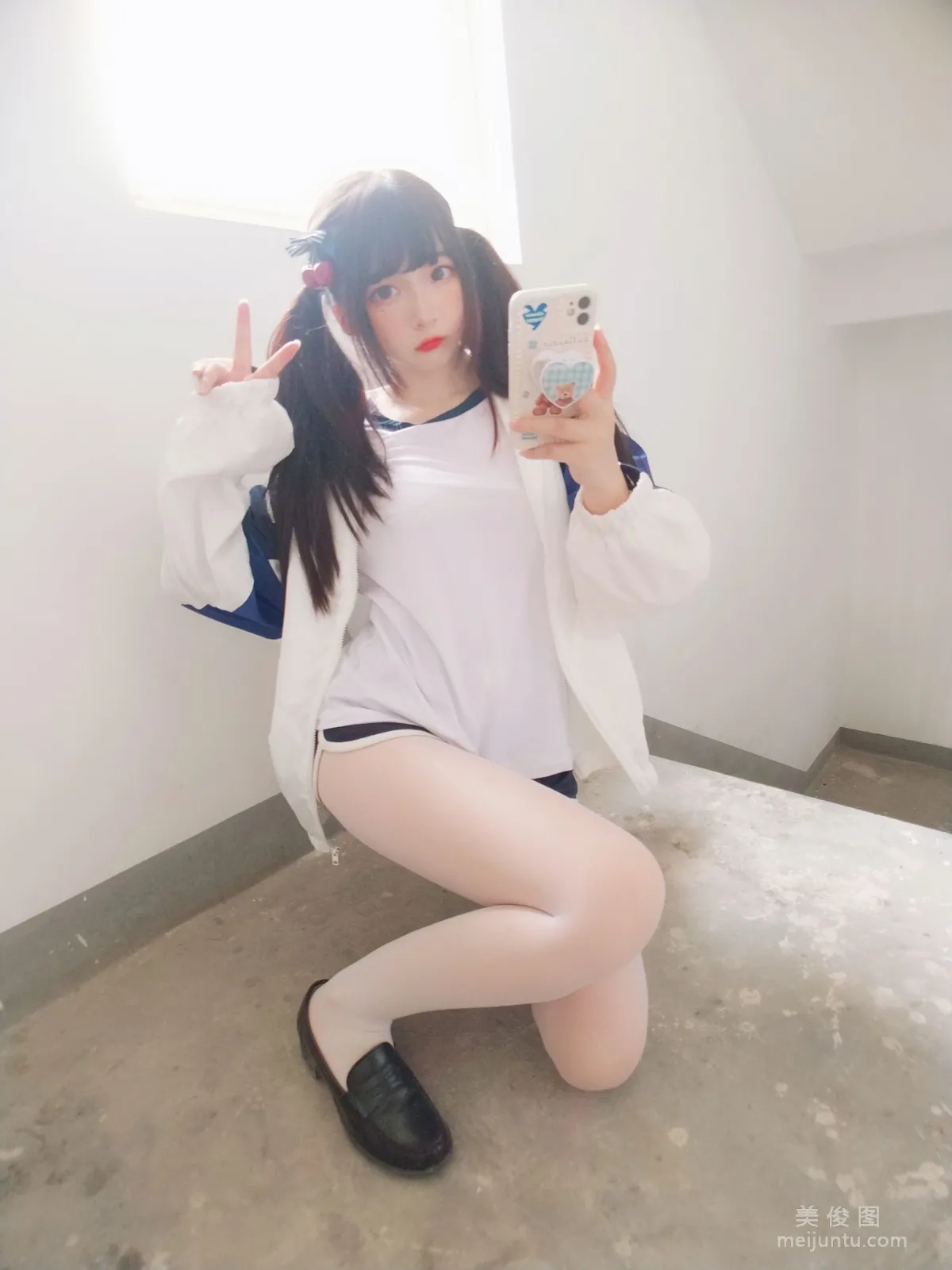 2D Beauty Guchuan kagura, White Stockings Gymnastics Uniform Photo Set photo 6
