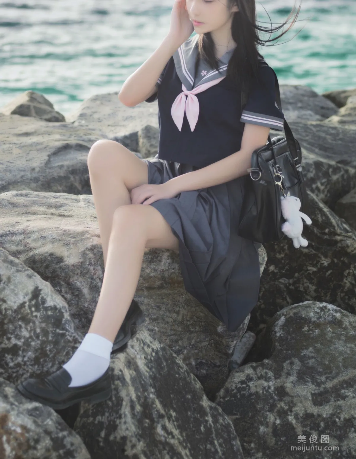 动漫博主南桃Momoko 《蓝jk》 写真集3