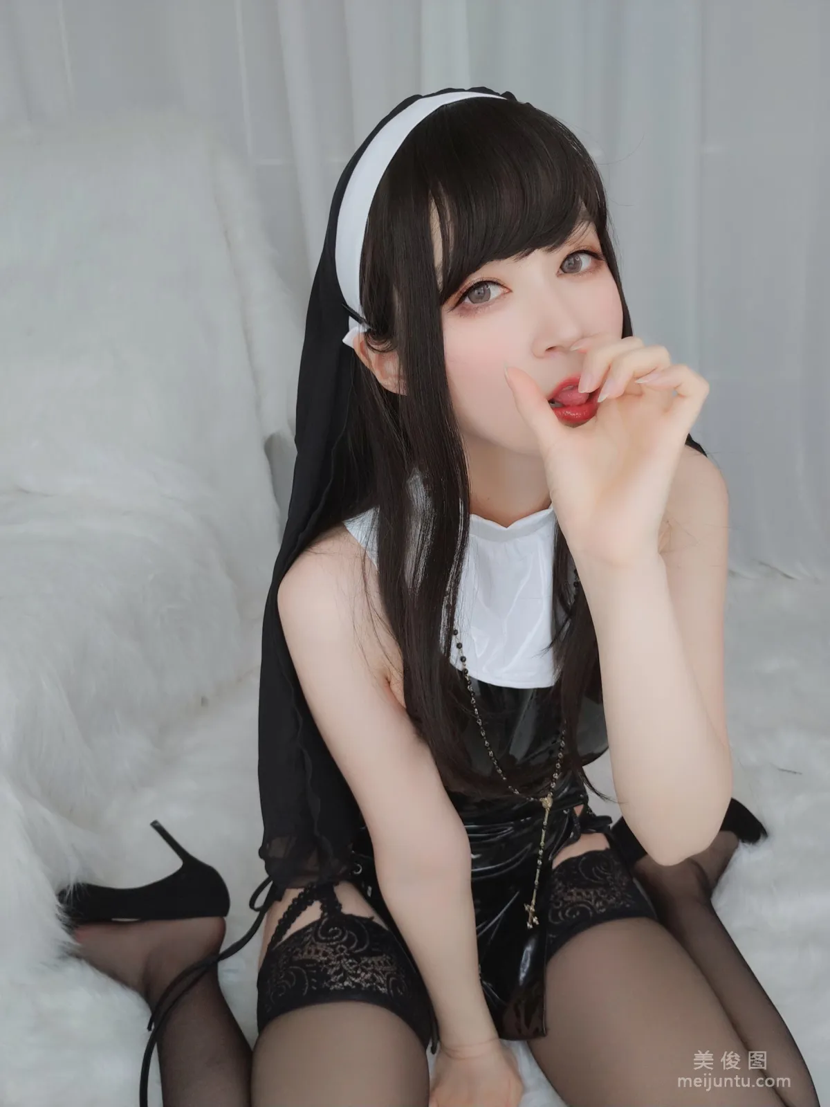 Baiyin 81: Web Idols photo 60