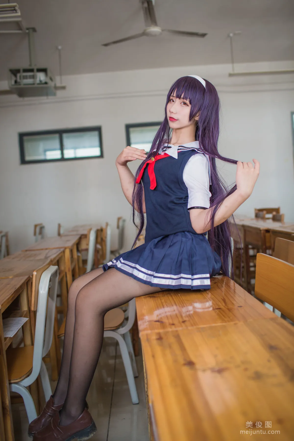 Jiuqu Jean: Web Idols photo 11