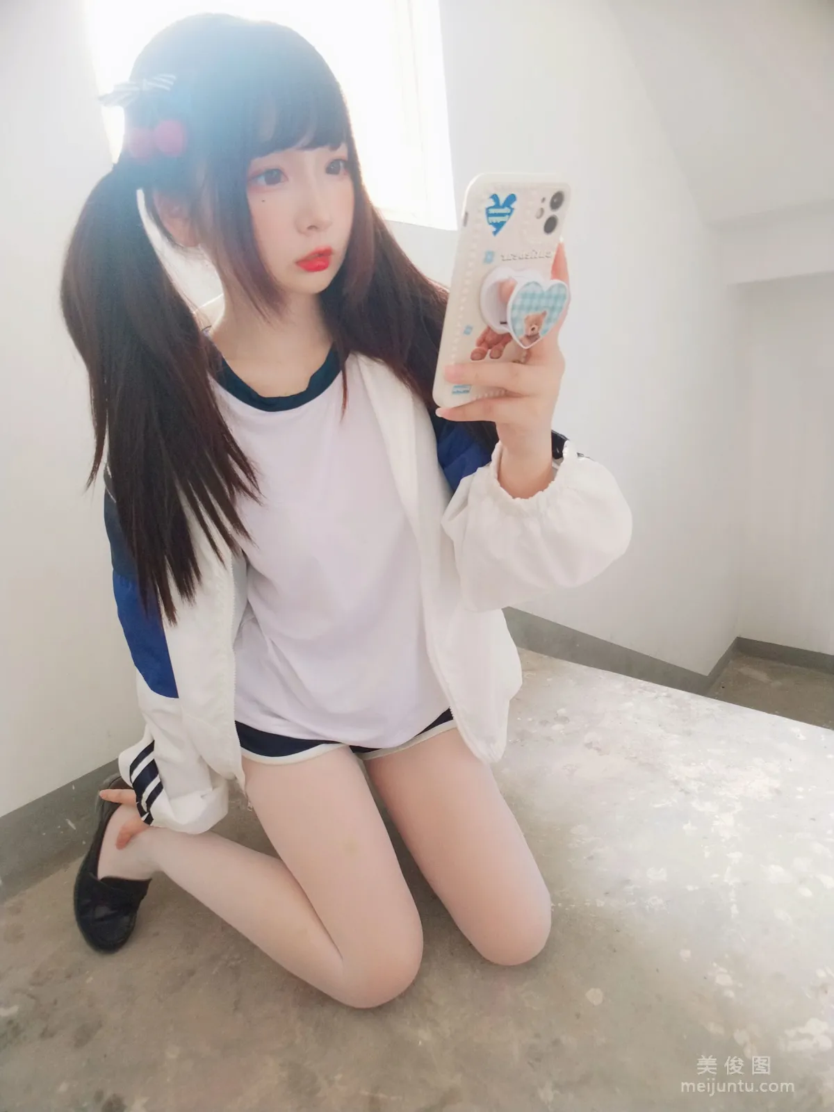 2D Beauty Guchuan kagura, White Stockings Gymnastics Uniform Photo Set photo 5