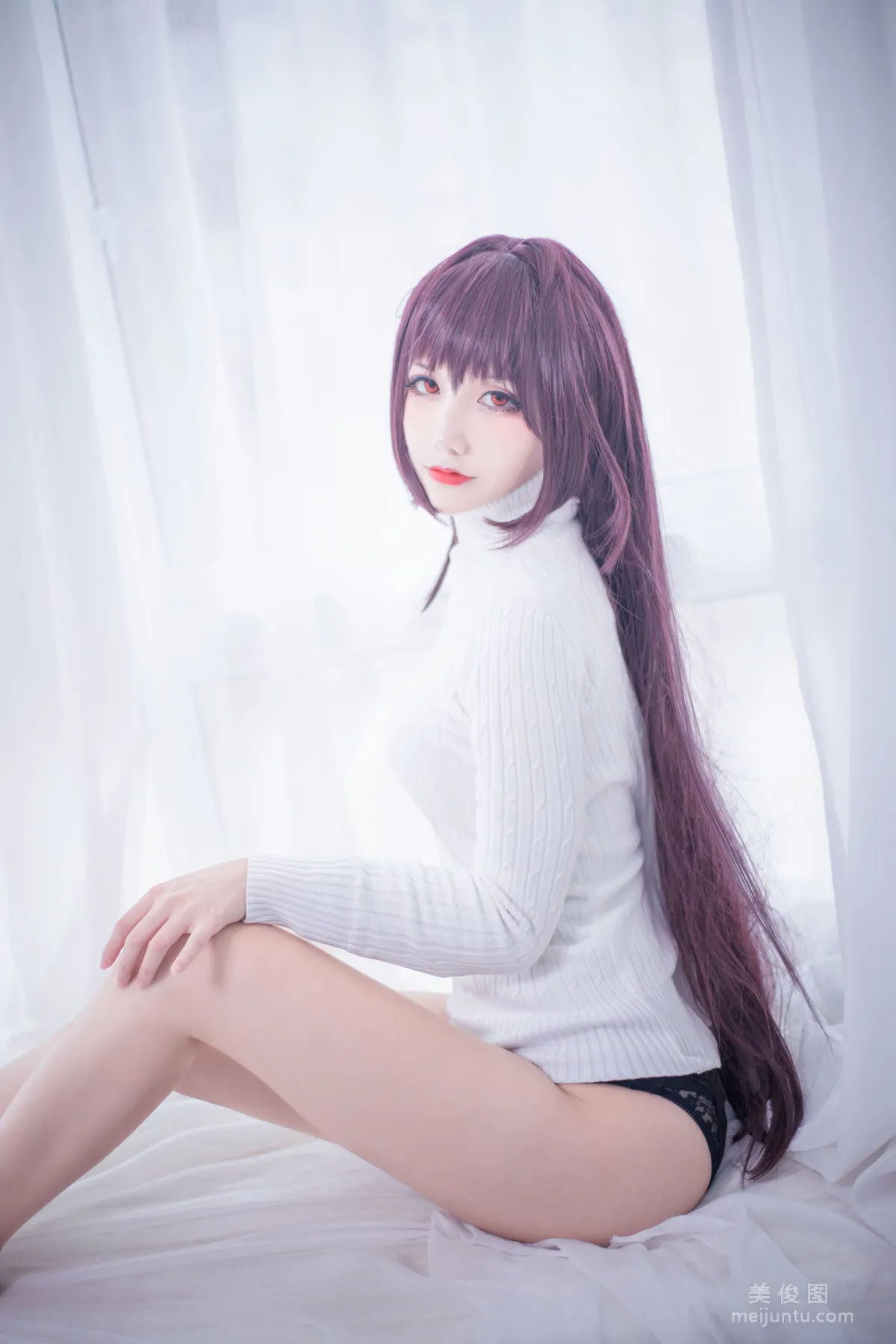 [COS Bonus] Xianjiu Airi 'Scathach Sweater' Photo Set photo 10