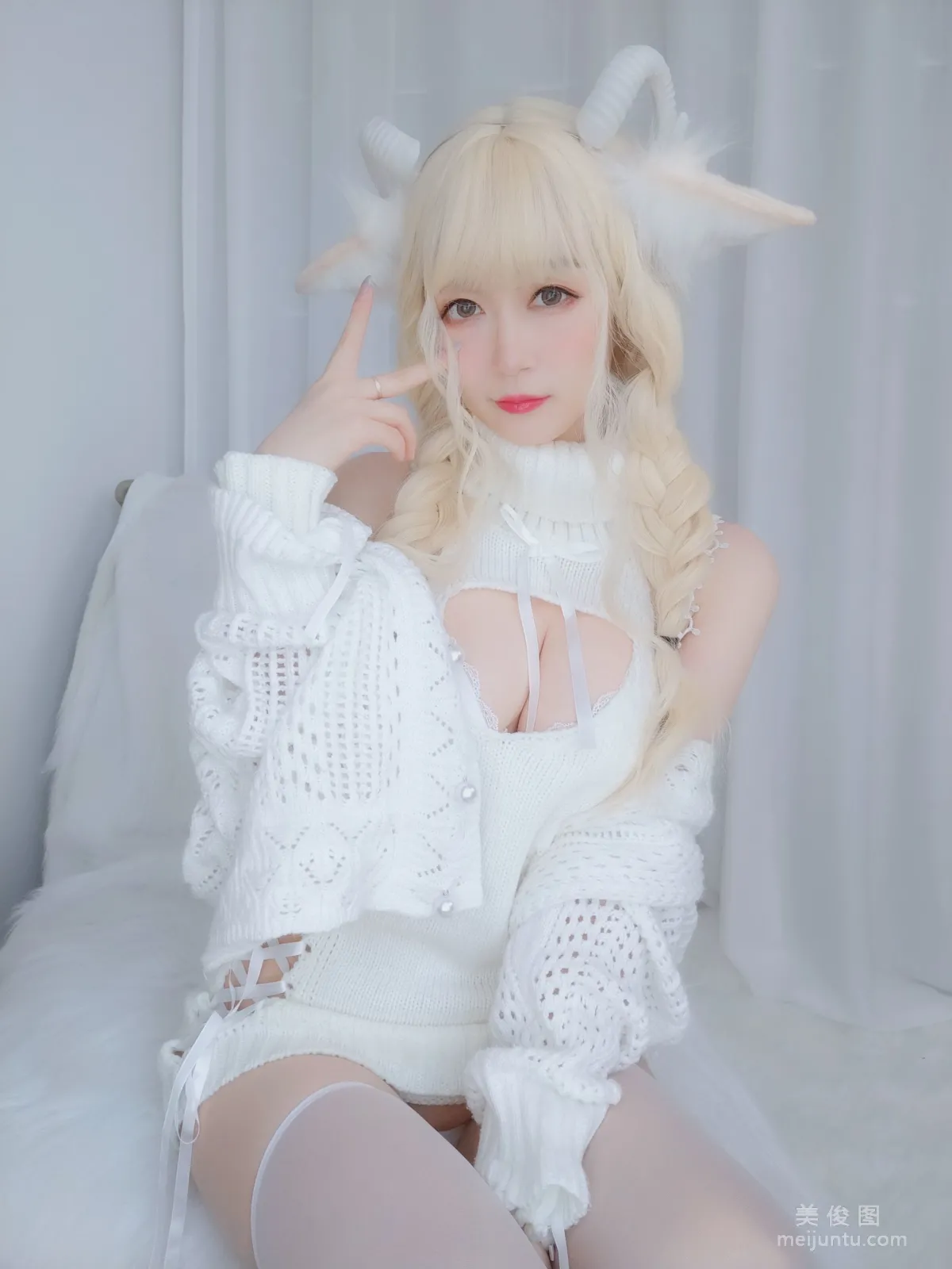 Baiyin 81: Web Idols photo 6