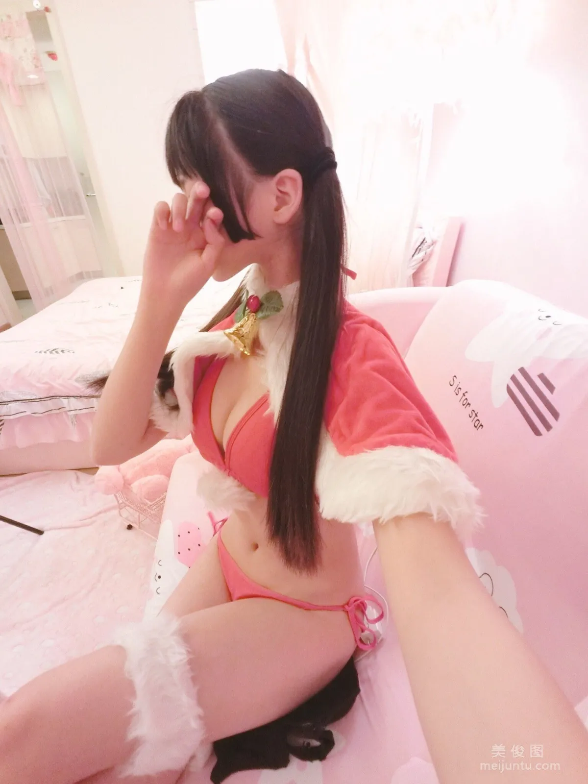 Si Miao: Web Idols photo 23