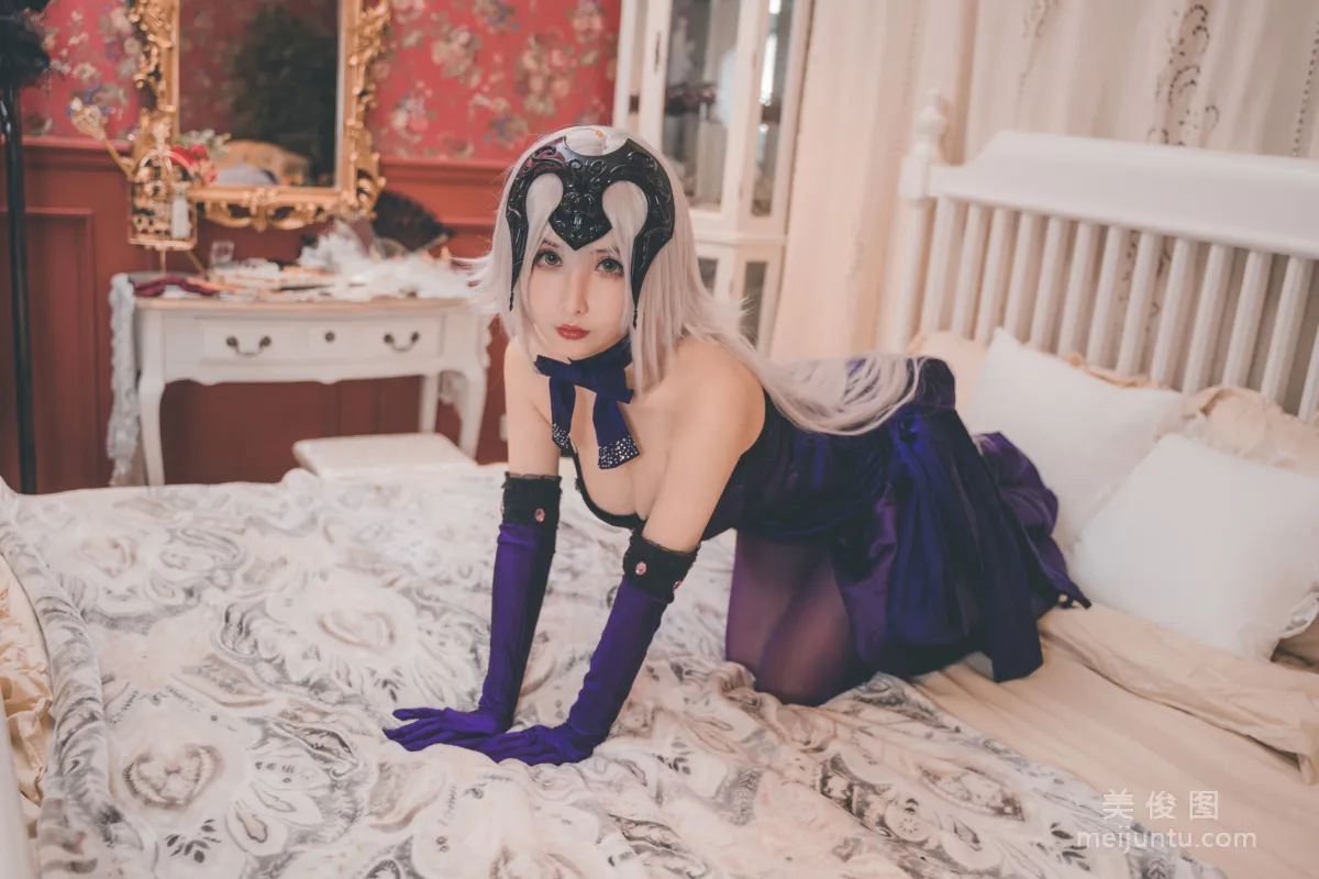 COS Welfare Liang Liangzi "Drunk Zhen" Photo Set photo 20