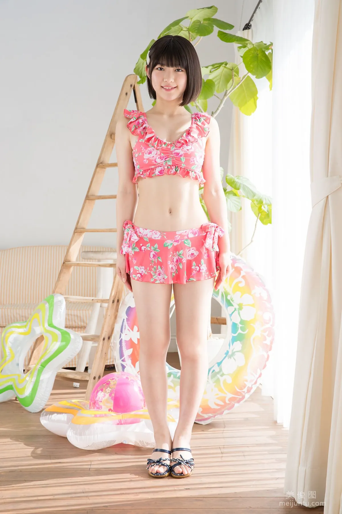 [Minisuka.tv] 沢村りさ - Limited Gallery 7.3 写真集1