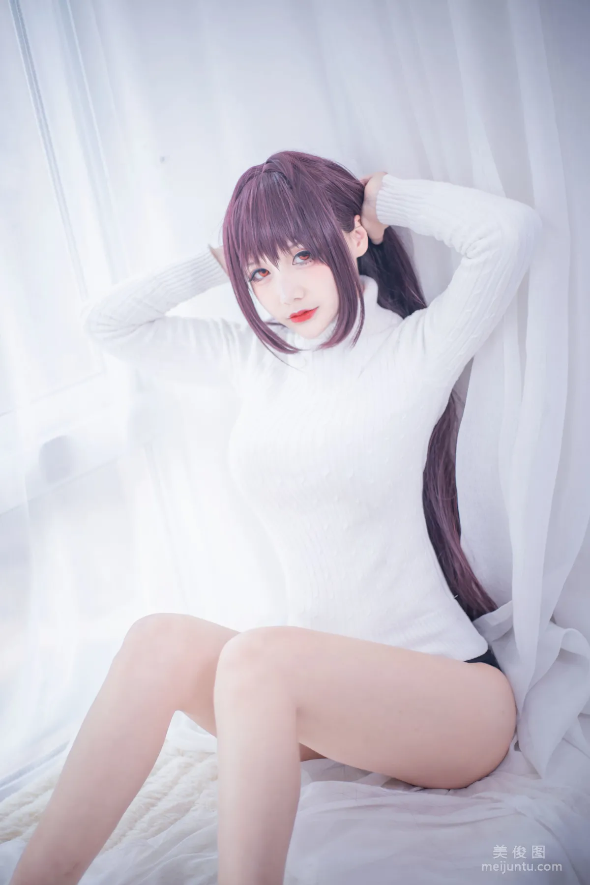 [COS Bonus] Xianjiu Airi 'Scathach Sweater' Photo Set photo 11