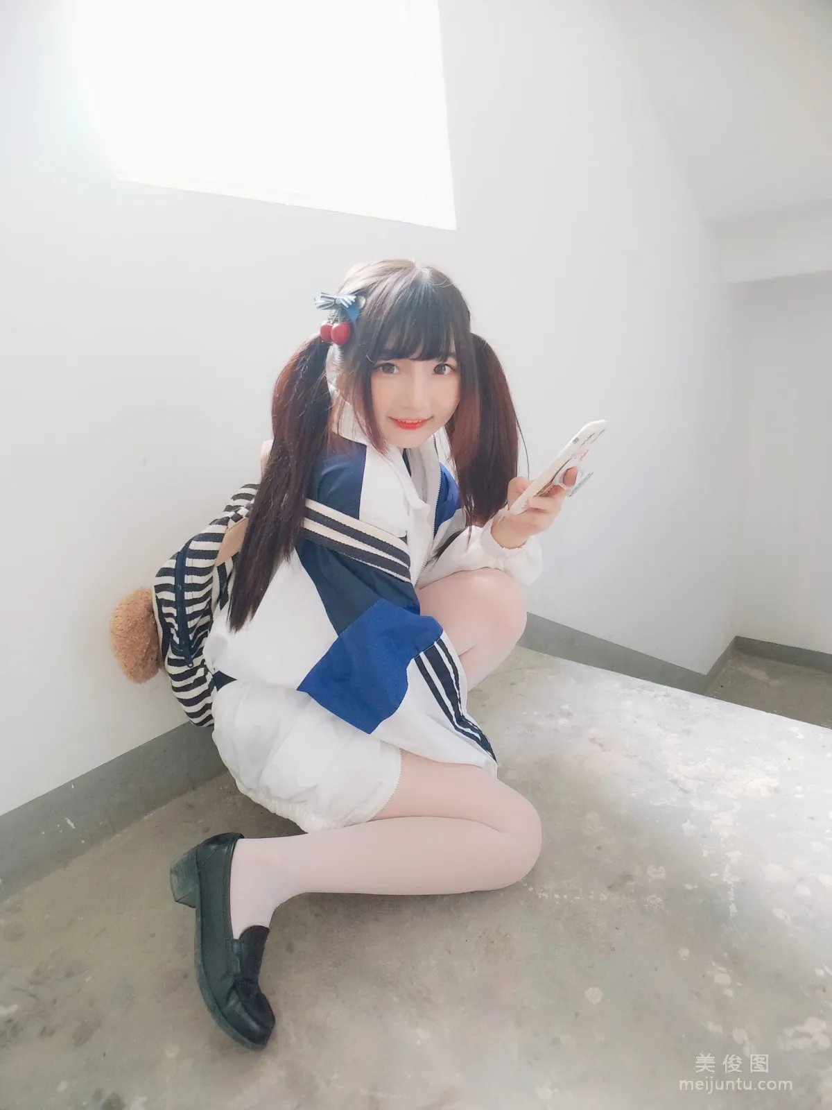 2D Beauty Guchuan kagura, White Stockings Gymnastics Uniform Photo Set photo 10