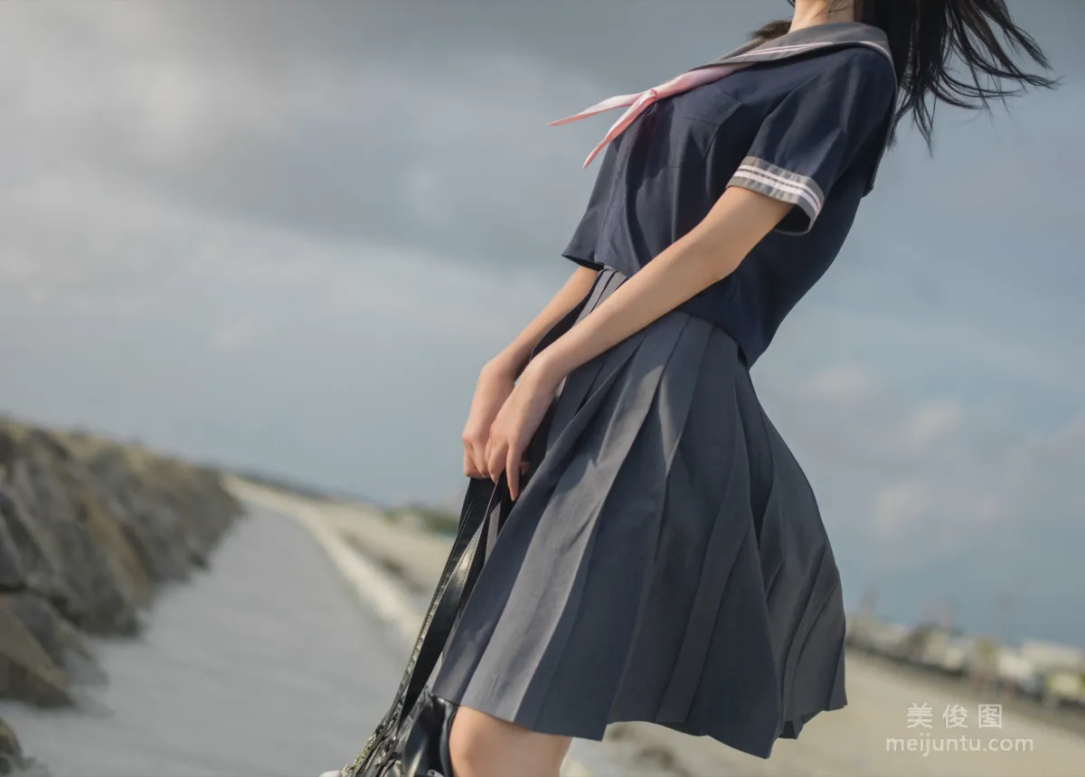 动漫博主南桃Momoko 《蓝jk》 写真集4