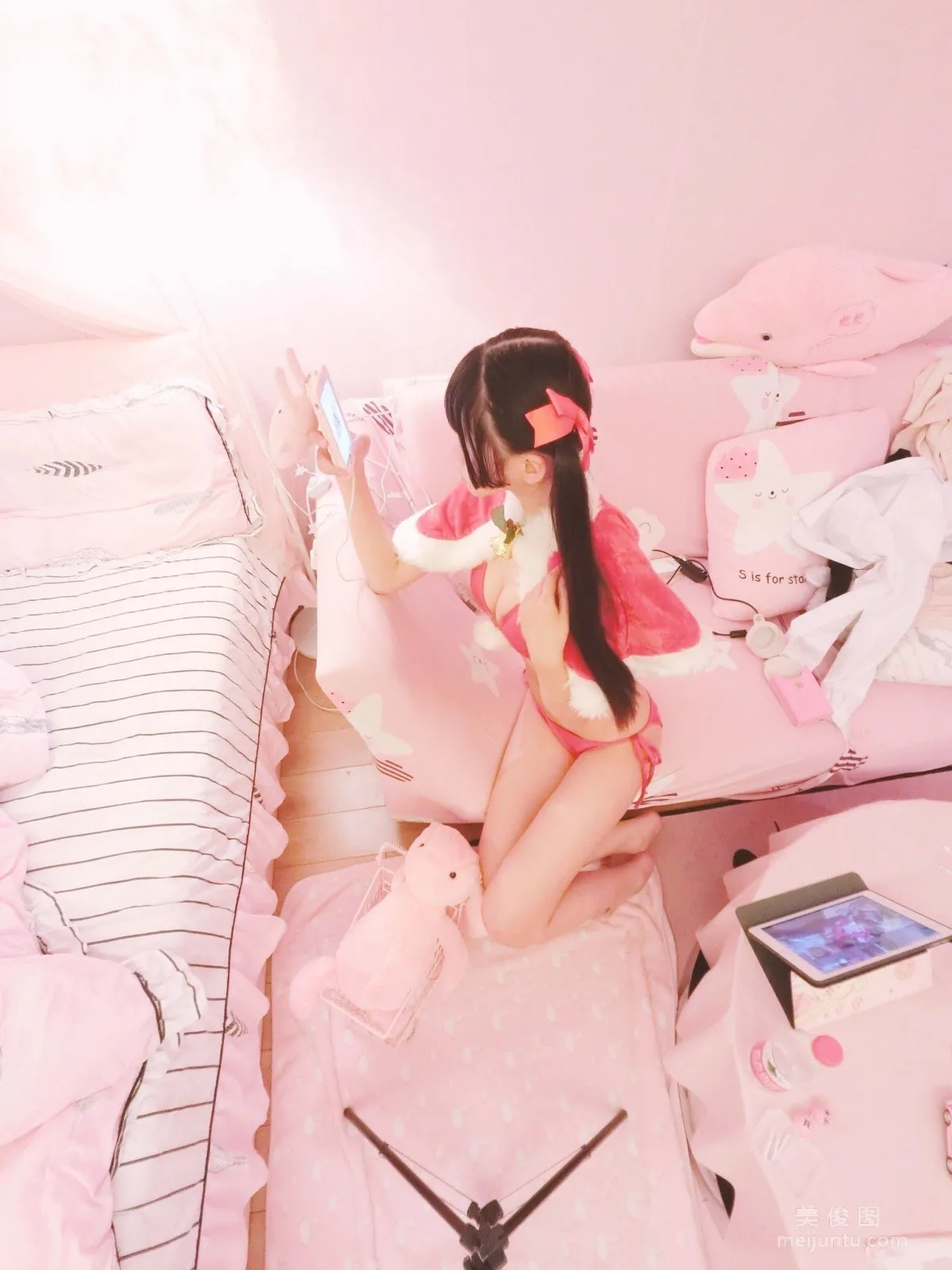 Si Miao: Web Idols photo 14