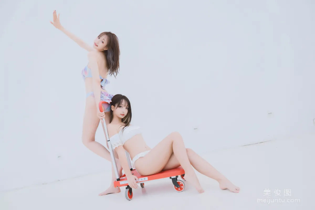 蘿莉神楽闆真冬 《笑顔水時計-夏日比基尼》 寫真集 78