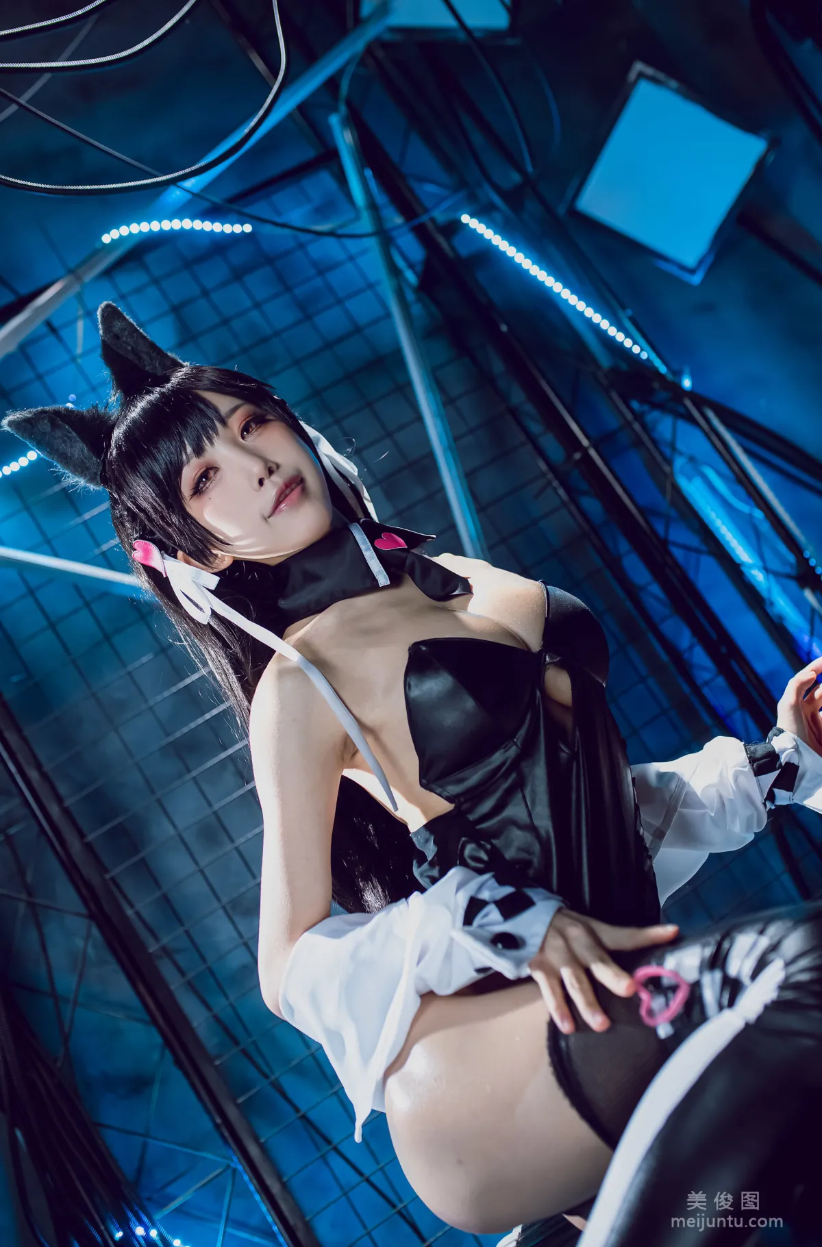 COS美女水淼aqua 《碧蓝航线 爱宕犬 同人机车》 写真集22