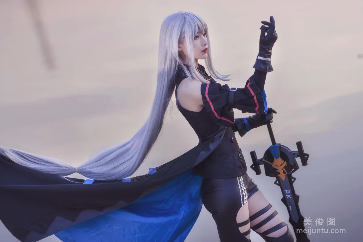 [COS] Anime Blogger Tieban Shaogui Wu w, Skadi Photo Set photo 11