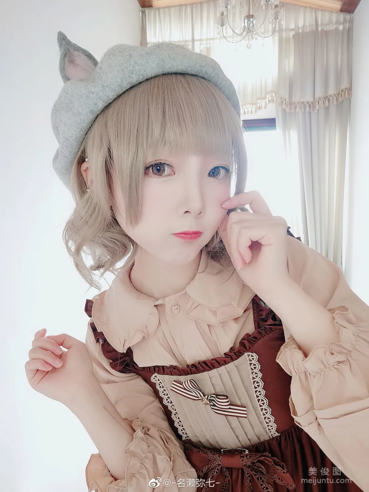 [COS Bonus] Anime Blogger Minglai Miqi, Little Fox Photo Set photo 4