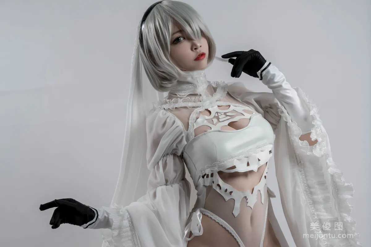 Erzuo Nisa: Web Idols photo 12